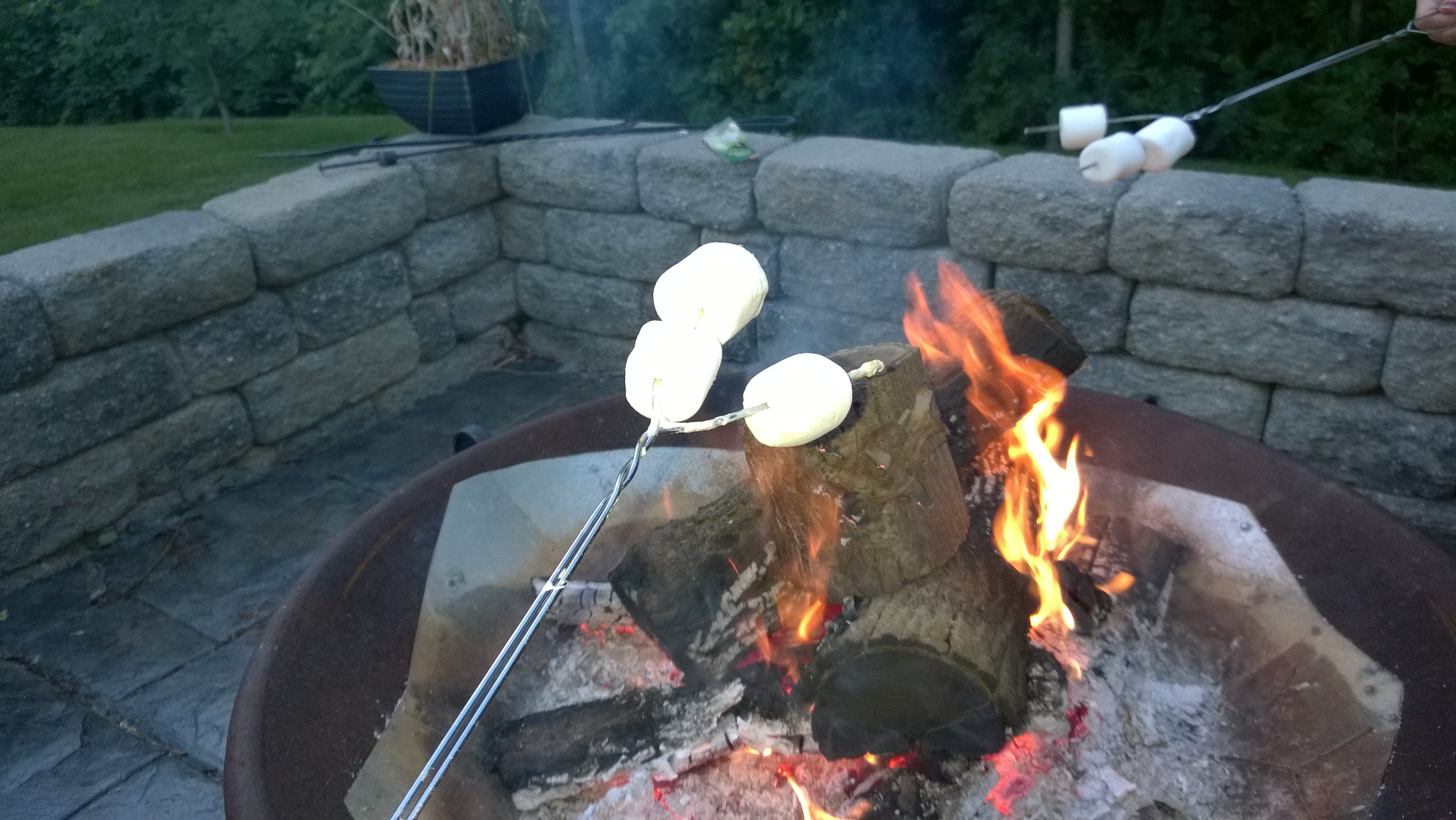 Campfire Marshmallow Recipes (plus “campy” grill and oven ideas!)